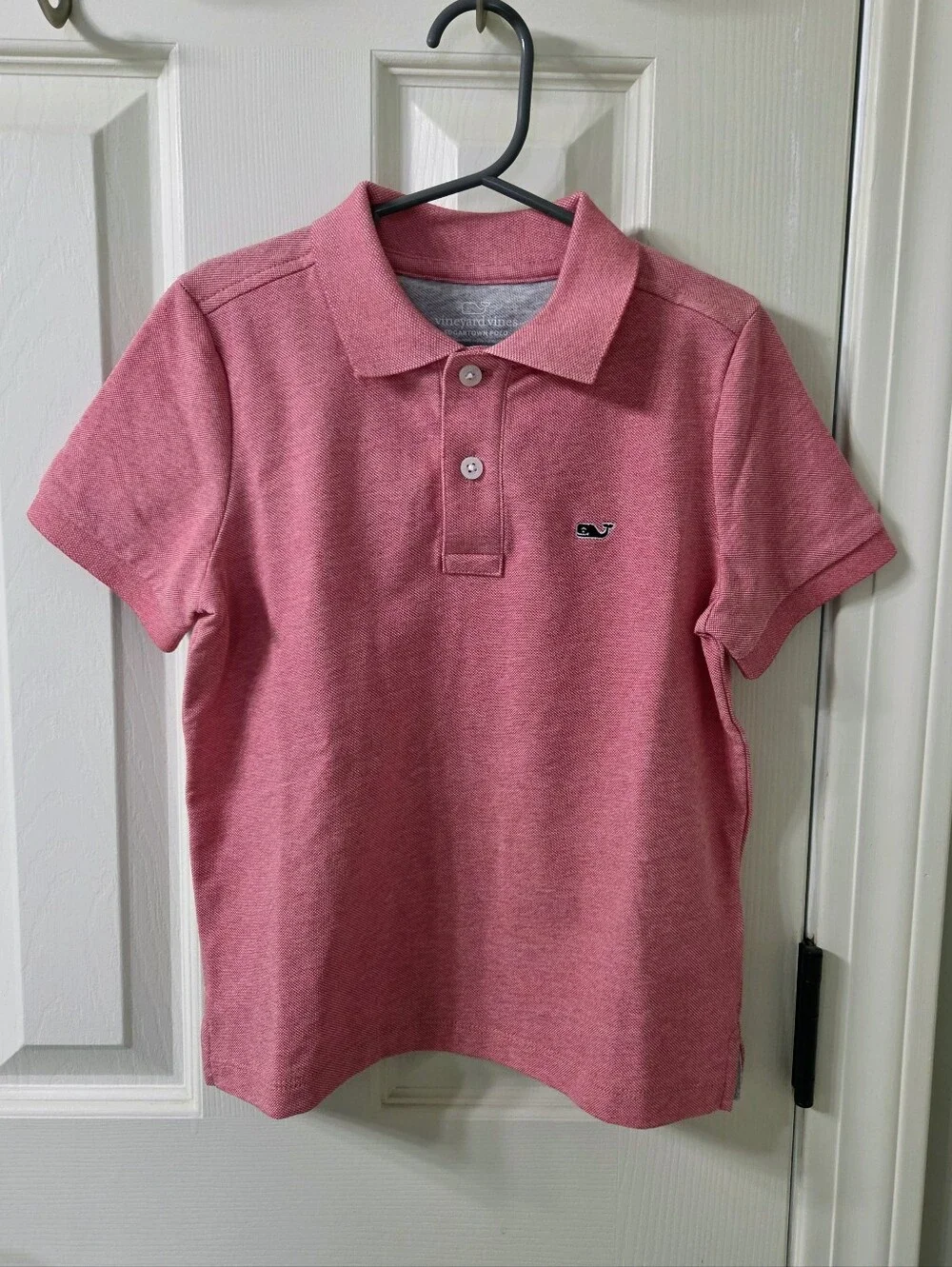 Vineyard Vines this shirt